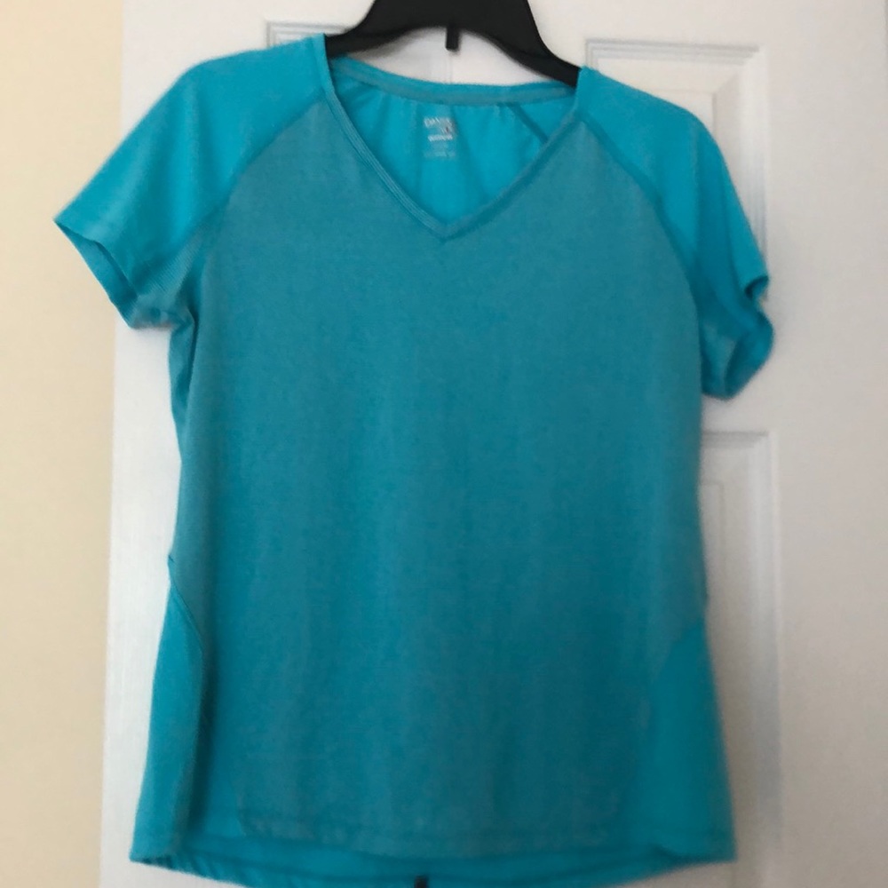 Ladies danskin top size medium 8-10